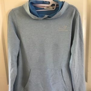 Vineyard Vines-Long-Sleeve Active Whale Hoodie Tee